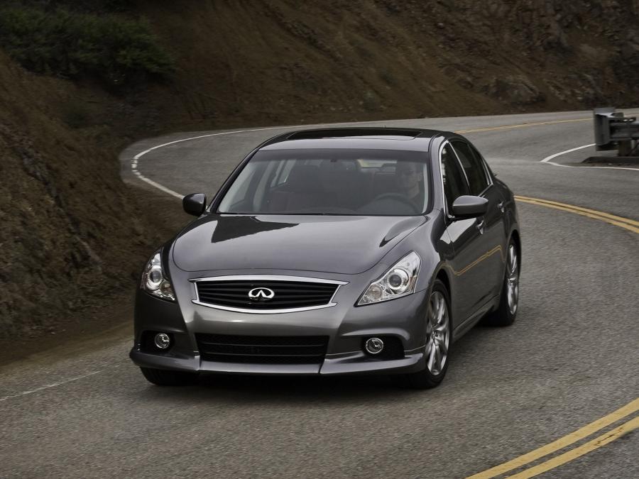  Infiniti G37 S Anniversary Edition 2010 года  (US) (фото 16 из 27)